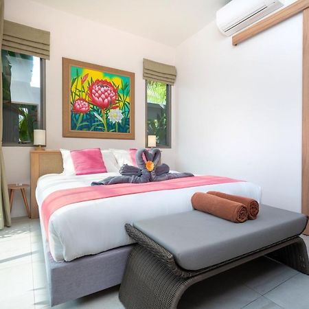 Dalaa 9 Villa Pantai Kamala Bagian luar foto