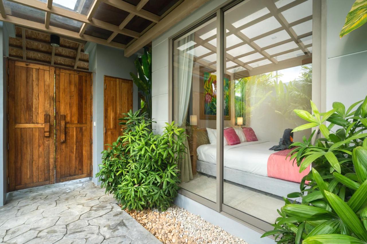 Dalaa 9 Villa Pantai Kamala Bagian luar foto