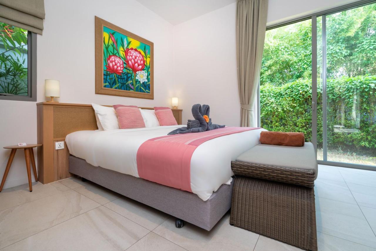 Dalaa 9 Villa Pantai Kamala Bagian luar foto