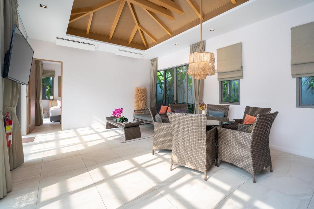 Dalaa 9 Villa Pantai Kamala Bagian luar foto